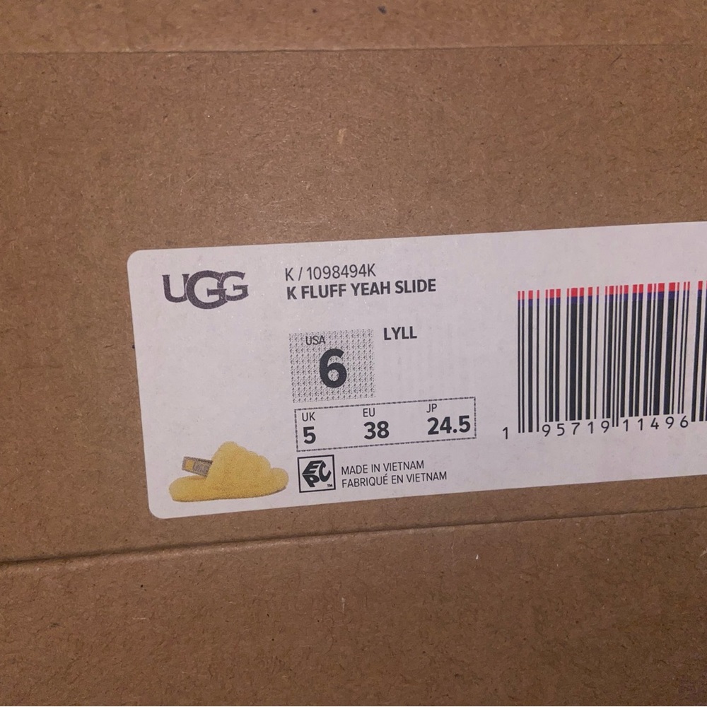 Ugg slides